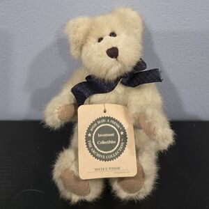 The Boyds Collection Dover D Winsor Bear